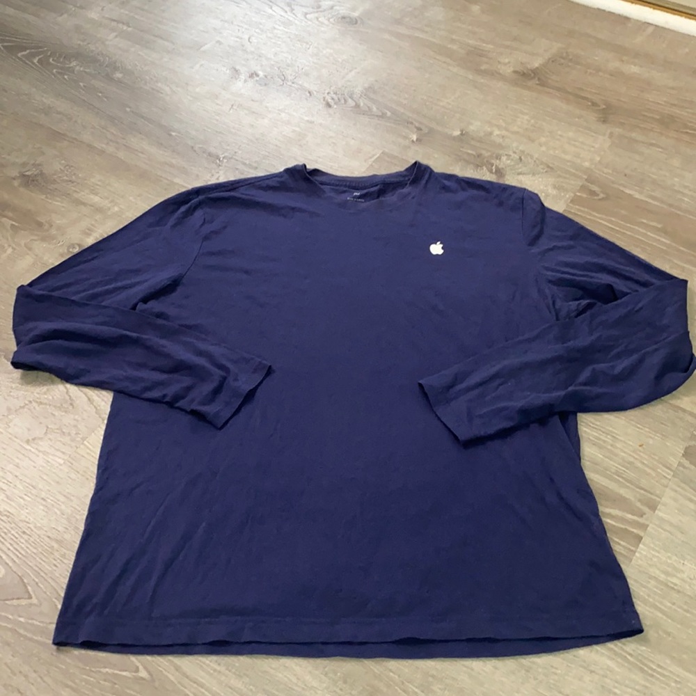 Apple Store L official merch long sleeve navy blue logo tee